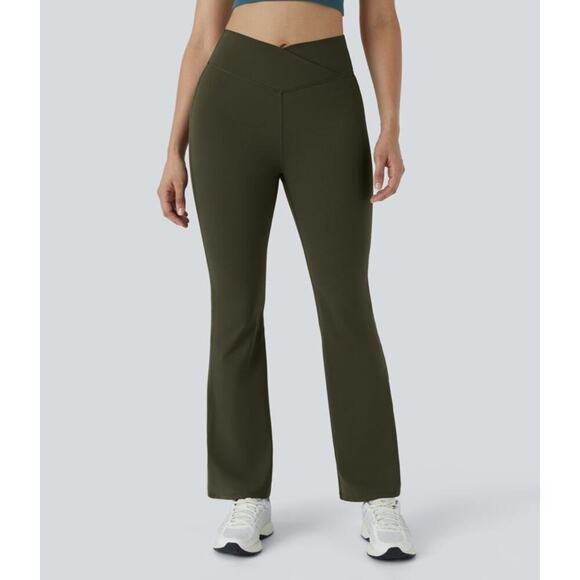 Halara Crossover High-Waisted Flare Yoga Pants Forest Night Small NEW/NWT!! - Picture 3 of 11